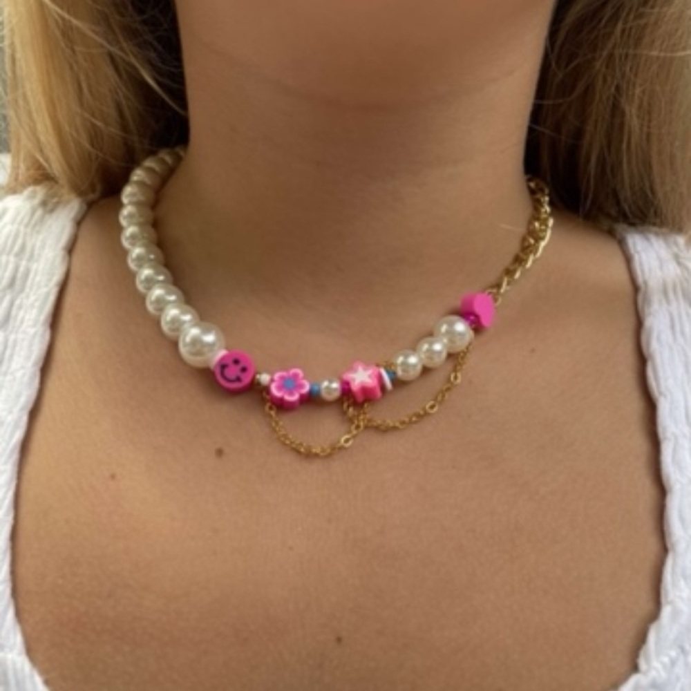 pink happy go lucky necklace